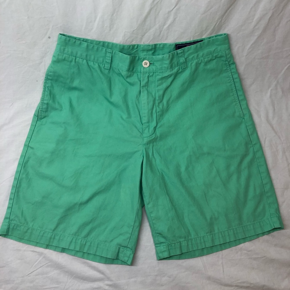 Vineyard Vines club shorts